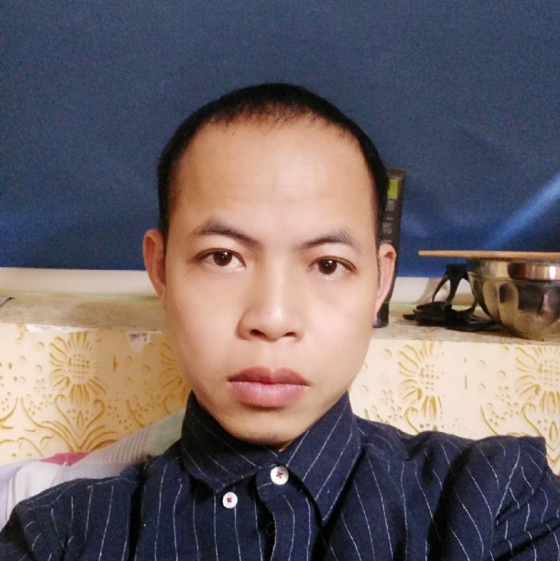 男儿当自强的第一张照片--都安上门女婿服务网